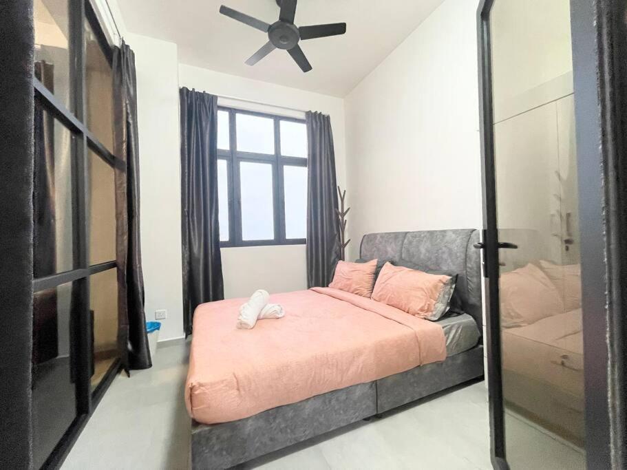 Quartz Near To Jonker Walk With Infinity Pool Cozy 3b2b Pangsapuri *