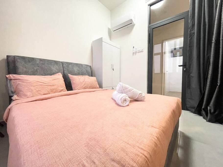 Quartz Near To Jonker Walk With Infinity Pool Cozy 3b2b * Malacca
