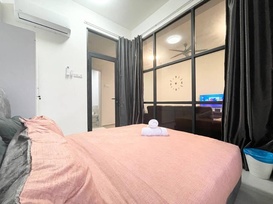 Quartz Near To Jonker Walk With Infinity Pool Cozy 3b2b * Malacca