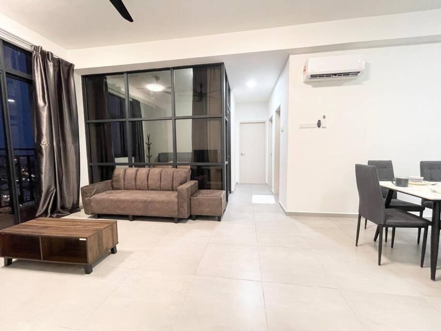 Quartz Near To Jonker Walk With Infinity Pool Cozy 3b2b